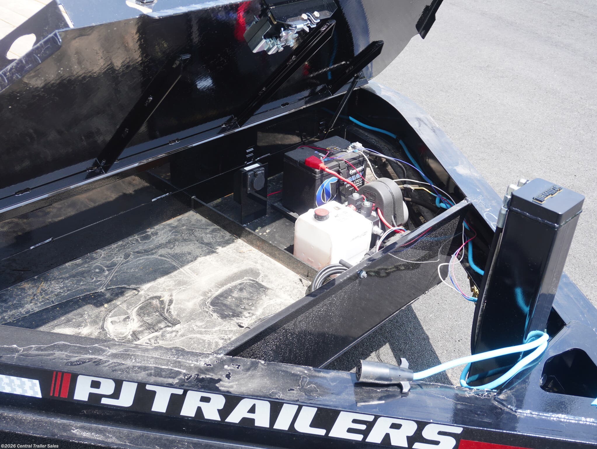 2026 EV 22ft Equipment Trailer by PJ Trailers from Central Trailer Sales in Jordan, Minnesota