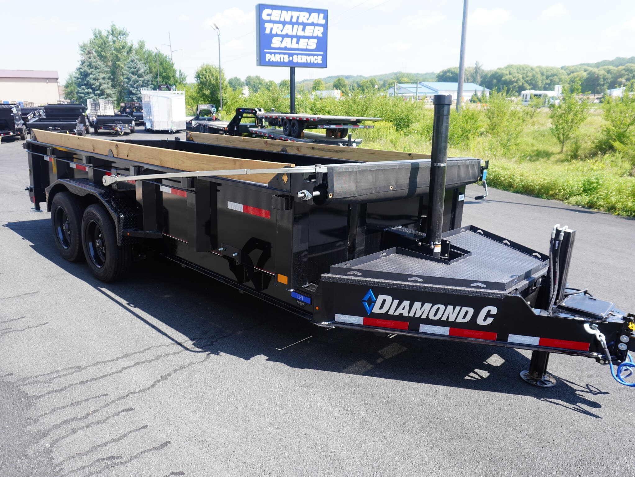 2026 Diamond C LPT 207 82"x16ft Dump - New Dump Trailer for sale by Central Trailer Sales in Jordan, Minnesota