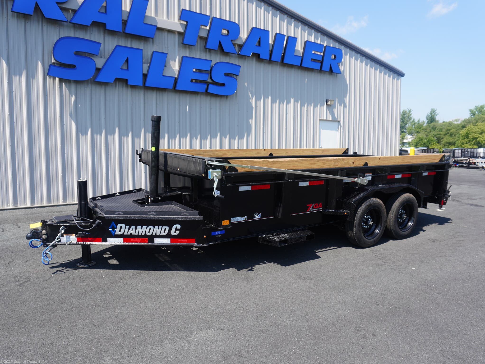 2026 Diamond C LPT 82"x16' Dump Trailer 14.9k GVWR