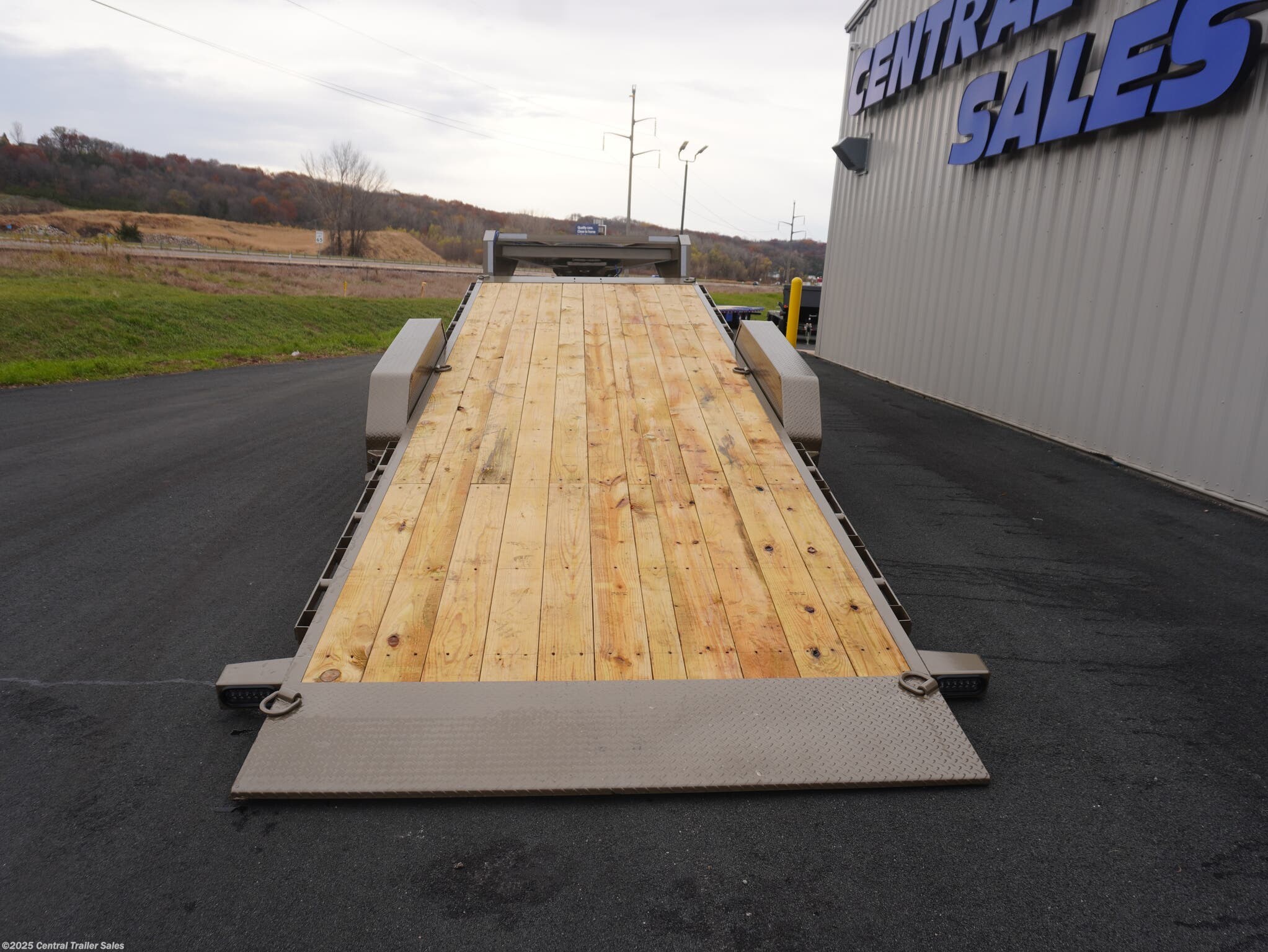 2026 Load Trail Tilt Decks 24ft Gooseneck Rapid Loader Tilt Deck - 14k GVWR - New Tilt Deck Trailer for sale by Central Trailer Sales in Jordan, Minnesota