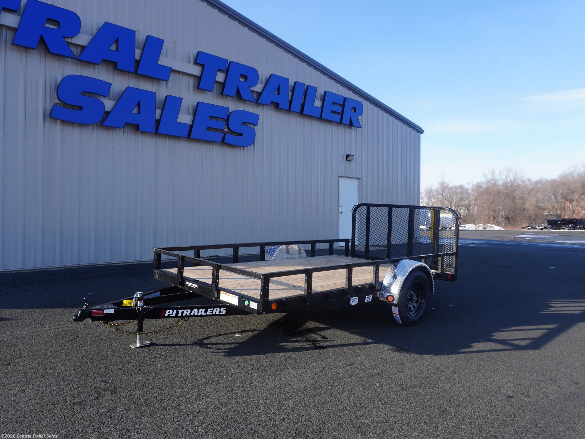 2026 PJ Trailers Utility 77x12' Utility W/Dovetail
