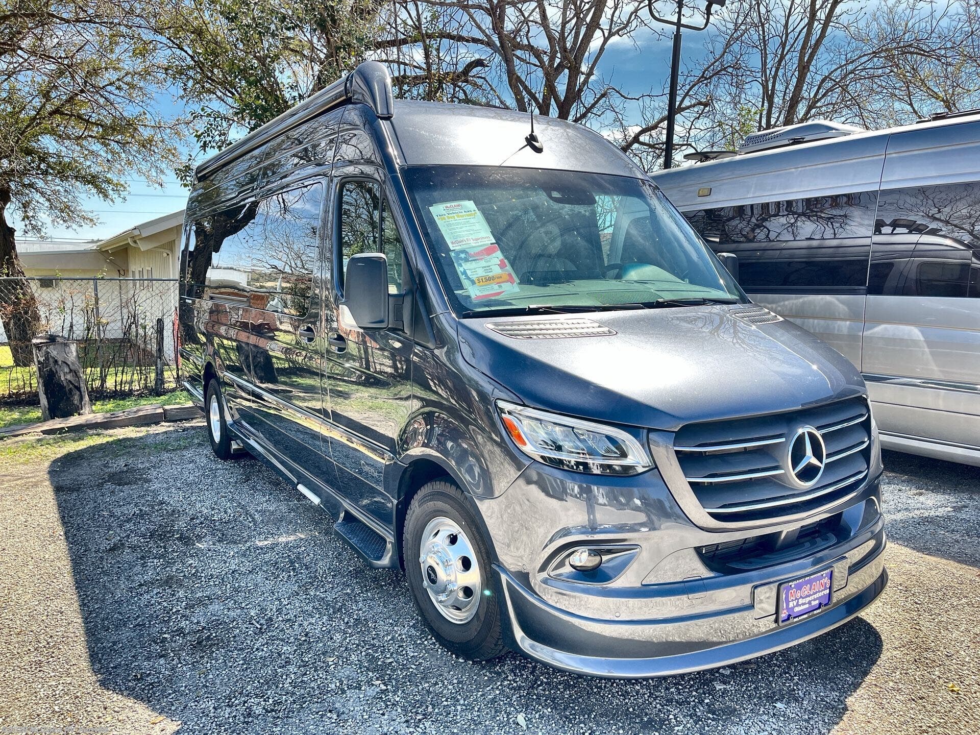 2025 Strada LOUNGE-ION by Grech RV from McClain's Longhorn RV in Sanger, Texas