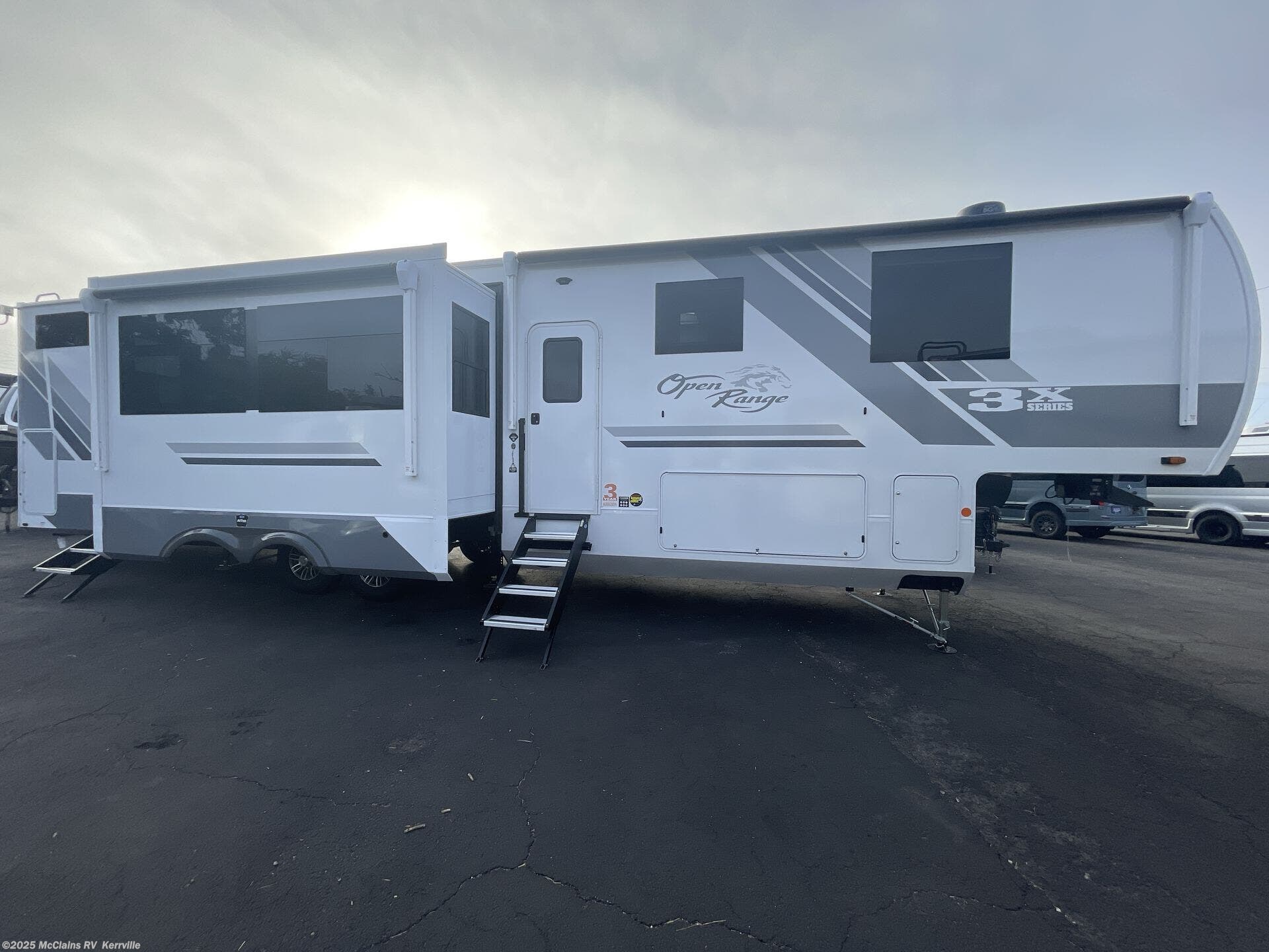 2026 Open Range 3X 390TBS by Highland Ridge from McClains RV  in Kerrville, Texas
