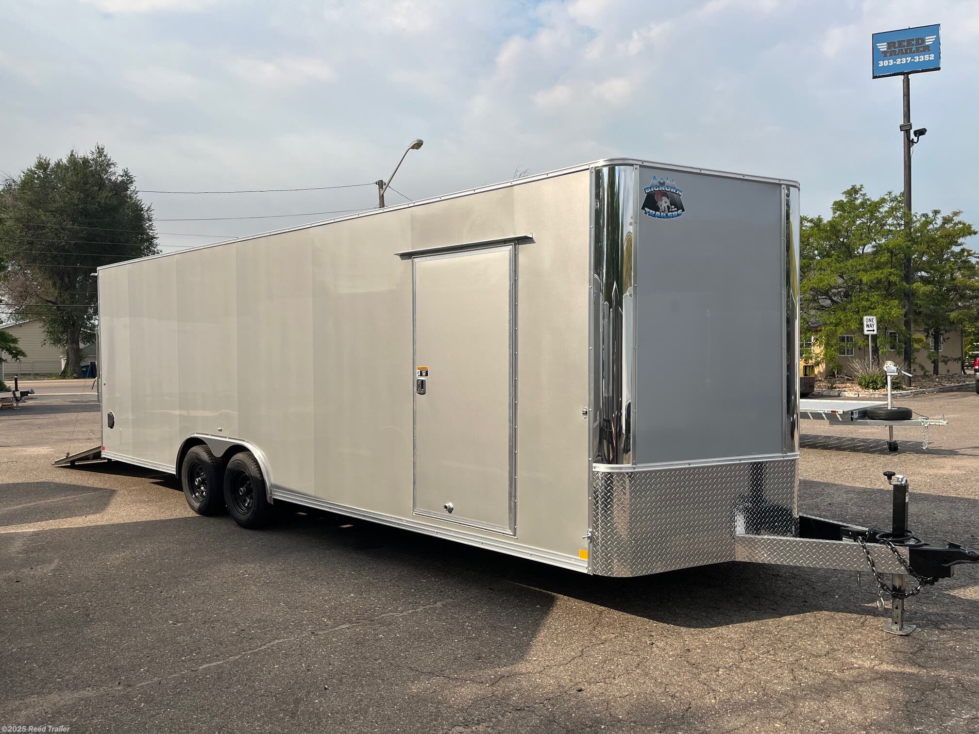 2026 R&M Trailer Mfg 8.5X24+V-NOSE (TAC 84 TALL 9990 GVWR)