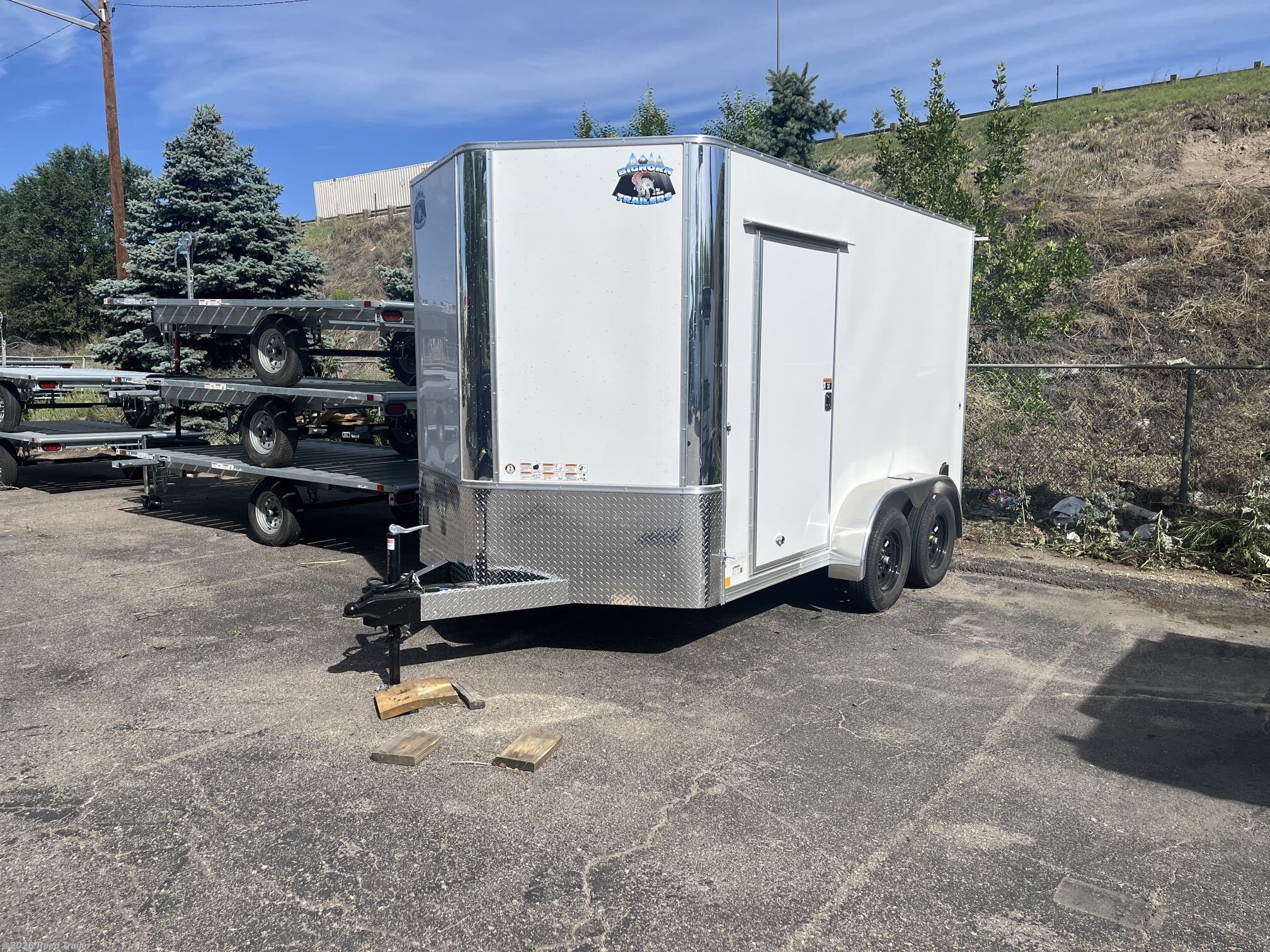 2027 R&M Trailer Mfg 7x12+v-nose (TAC 7' tall bd)