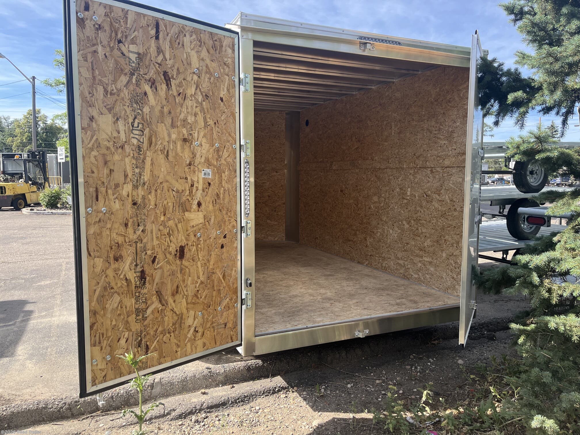 New 2027 R&M Trailer Mfg 7x12+v-nose (TAC 7' tall bd) available in Wheat Ridge, Colorado