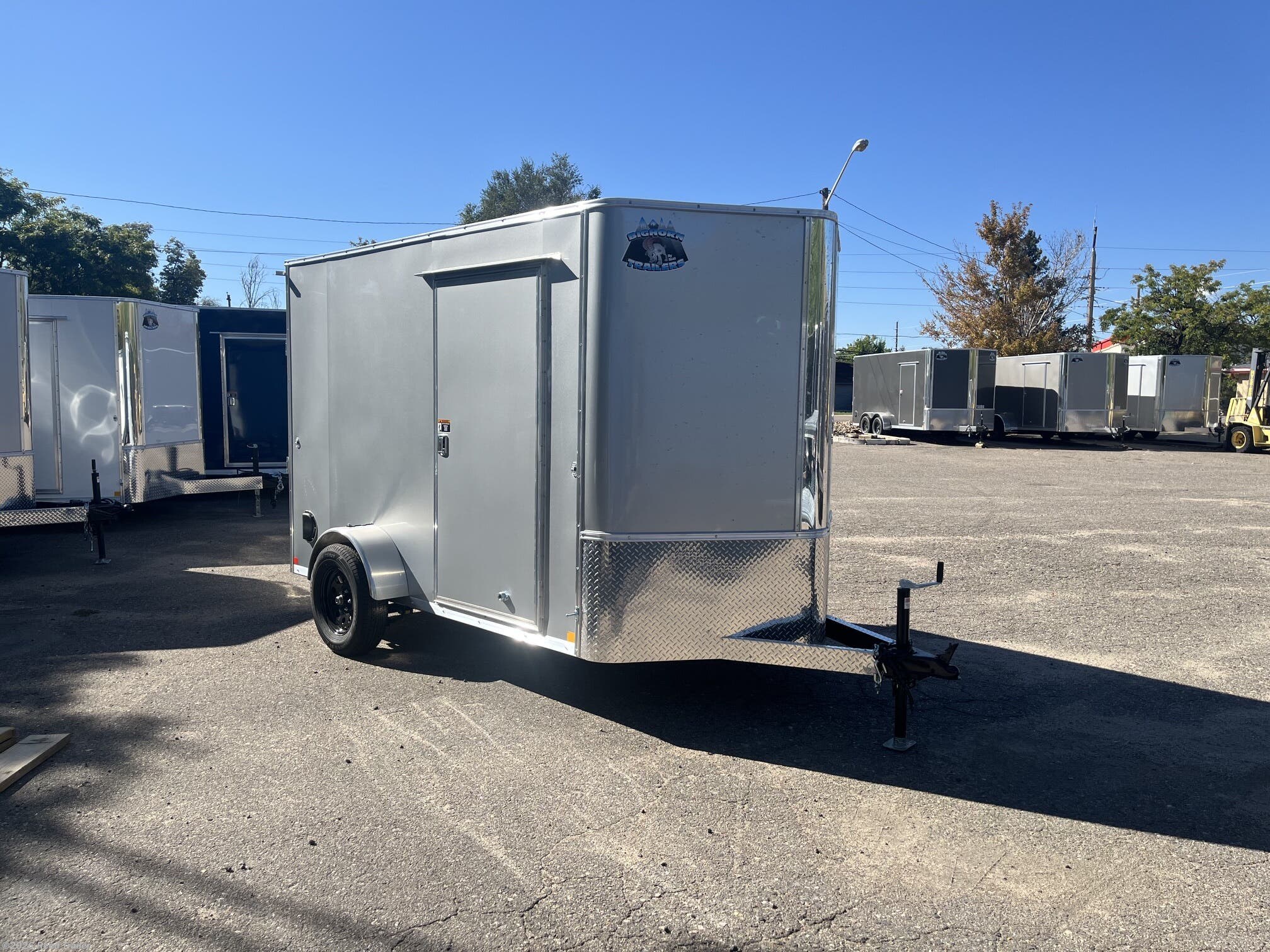 2027 R&M Trailer Mfg 6x10+v-nose
