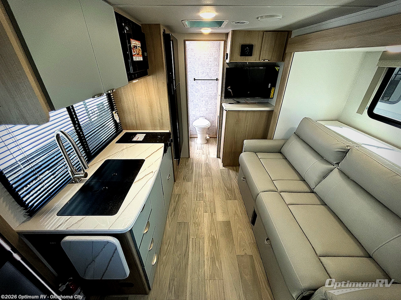 New 2025 Winnebago Micro Minnie 2108FBS available in Moore, Oklahoma