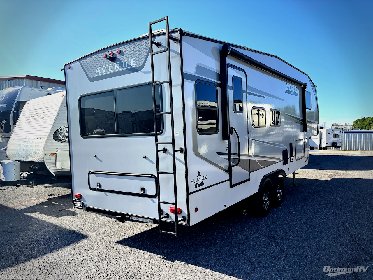 2024 Skyline Alliance Avenue All-Access 26RD - Used Fifth Wheel For Sale by Optimum RV - Oklahoma City in Moore, Oklahoma features Slideout, Awning