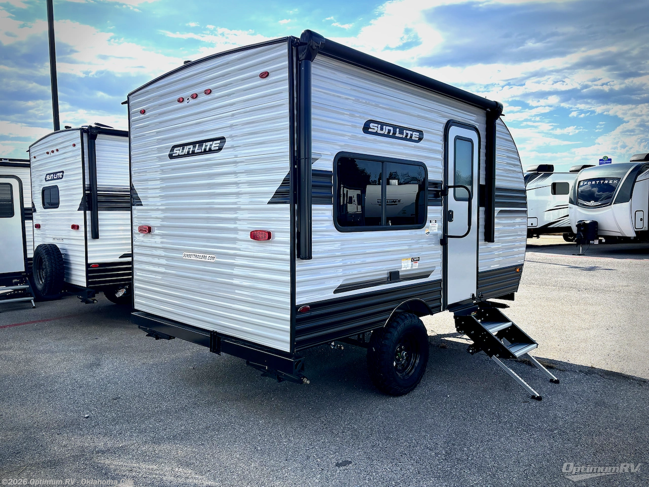 2026 Sunset Park RV Sun Lite LTD 13BD - New Travel Trailer For Sale by Optimum RV - Oklahoma City in Moore, Oklahoma features Awning