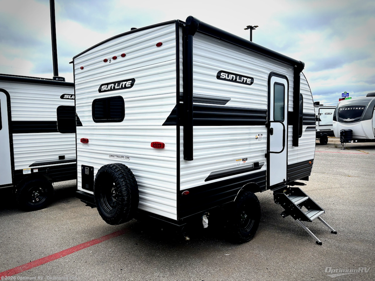 2026 Sunset Park RV Sun Lite LTD 13MJ - New Travel Trailer For Sale by Optimum RV - Oklahoma City in Moore, Oklahoma features Awning