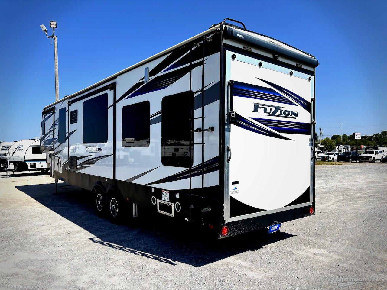 2019 Fuzion 369 by Keystone from Optimum RV - Oklahoma City in Moore, Oklahoma