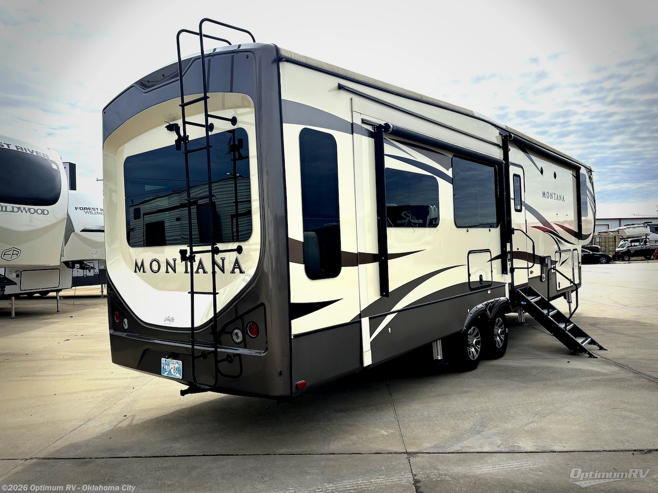 2017 Keystone Montana 3721RL - Used Fifth Wheel For Sale by Optimum RV - Oklahoma City in Moore, Oklahoma features Awning, Slideout