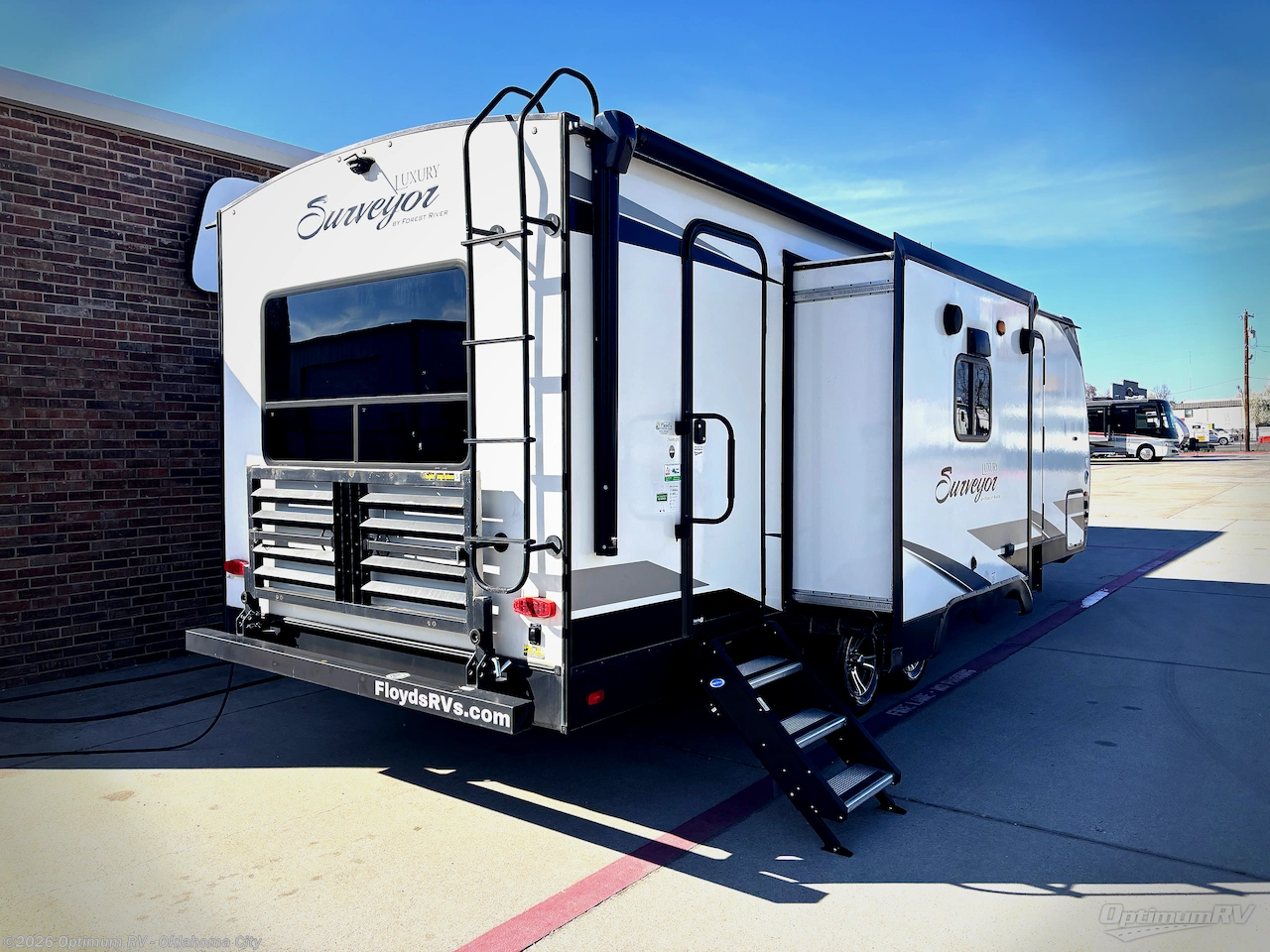 2021 Forest River Surveyor Luxury 266RLDS - Used Travel Trailer For Sale by Optimum RV - Oklahoma City in Moore, Oklahoma features Slideout, Awning