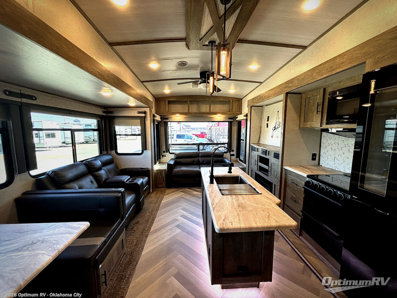 Used 2021 Forest River Wildwood Heritage Glen 369BL available in Moore, Oklahoma