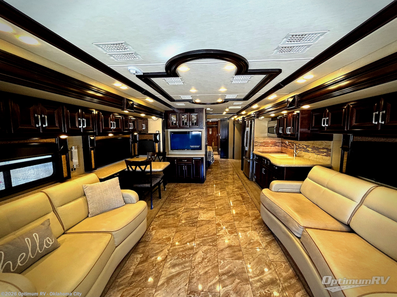 Used 2014 American Coach American Revolution 42T available in Moore, Oklahoma