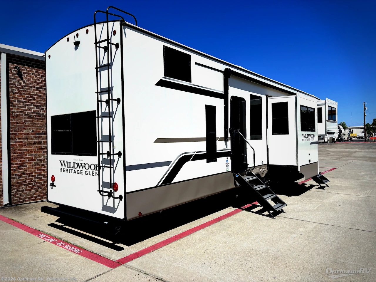 2024 Forest River Wildwood Heritage Glen 378FL - Used Fifth Wheel For Sale by Optimum RV - Oklahoma City in Moore, Oklahoma features Slideout, Awning
