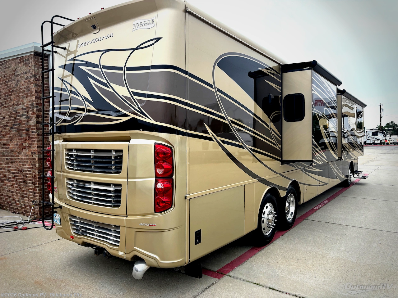 2018 Newmar Ventana 4369 - Used Class A For Sale by Optimum RV - Oklahoma City in Moore, Oklahoma features Slideout