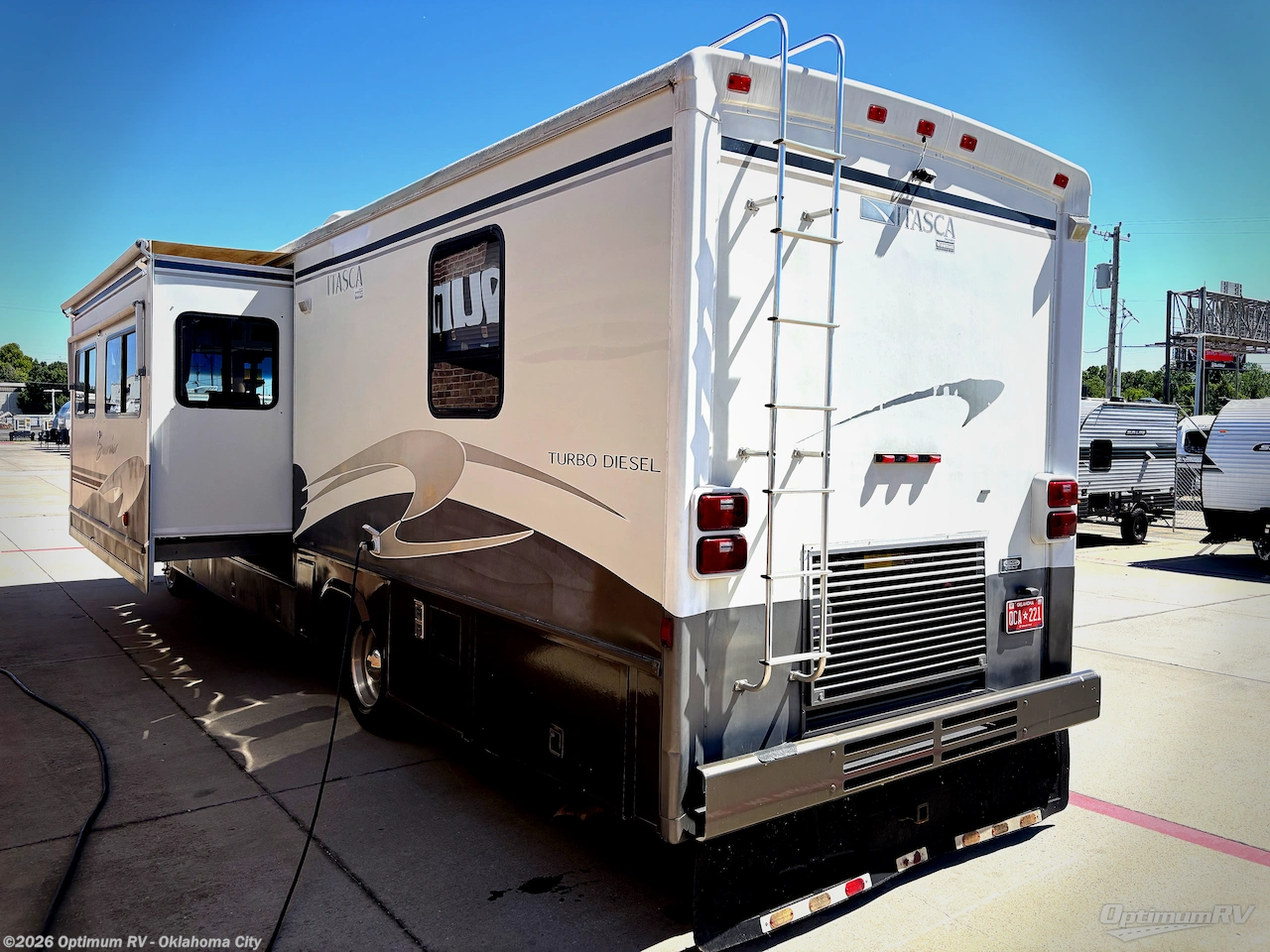 2000 Suncruiser 32V by Itasca from Optimum RV - Oklahoma City in Moore, Oklahoma