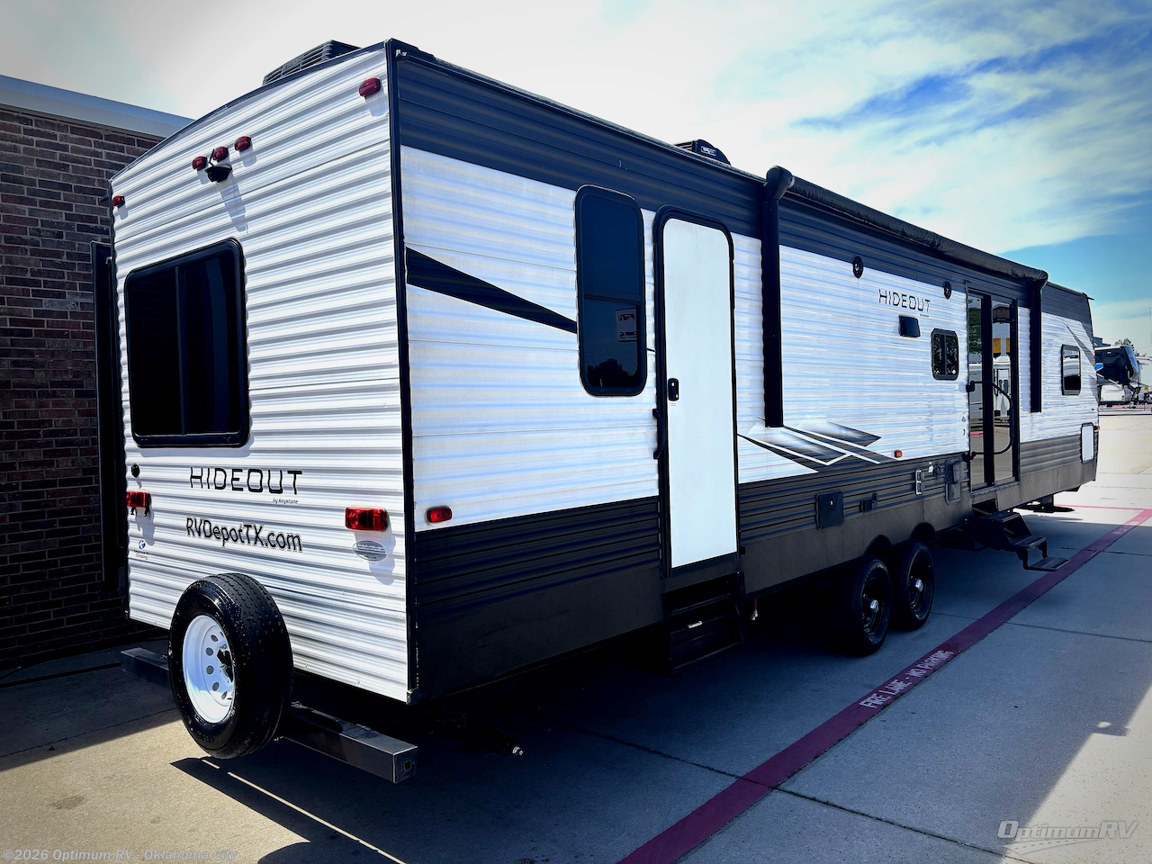 2020 Keystone Hideout 38FQTS - Used Travel Trailer For Sale by Optimum RV - Oklahoma City in Moore, Oklahoma features Awning, Slideout