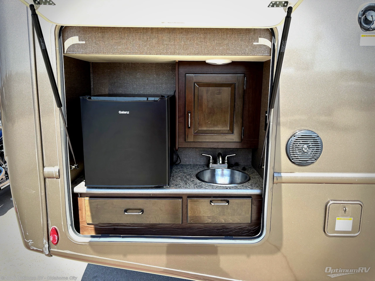 2018 Hurricane 34P by Thor from Optimum RV - Oklahoma City in Moore, Oklahoma