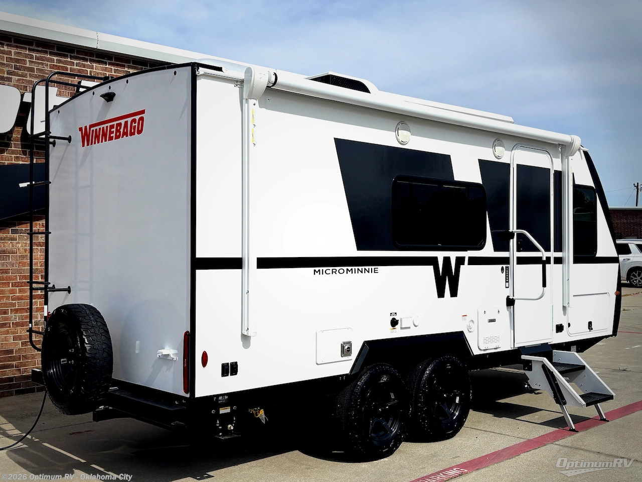 2027 Winnebago Micro Minnie 1800BH - New Travel Trailer For Sale by Optimum RV - Oklahoma City in Moore, Oklahoma features Awning