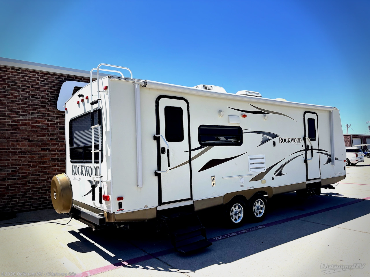 2013 Forest River Rockwood Ultra Lite 2604WS - Used Travel Trailer For Sale by Optimum RV - Oklahoma City in Moore, Oklahoma features Slideout