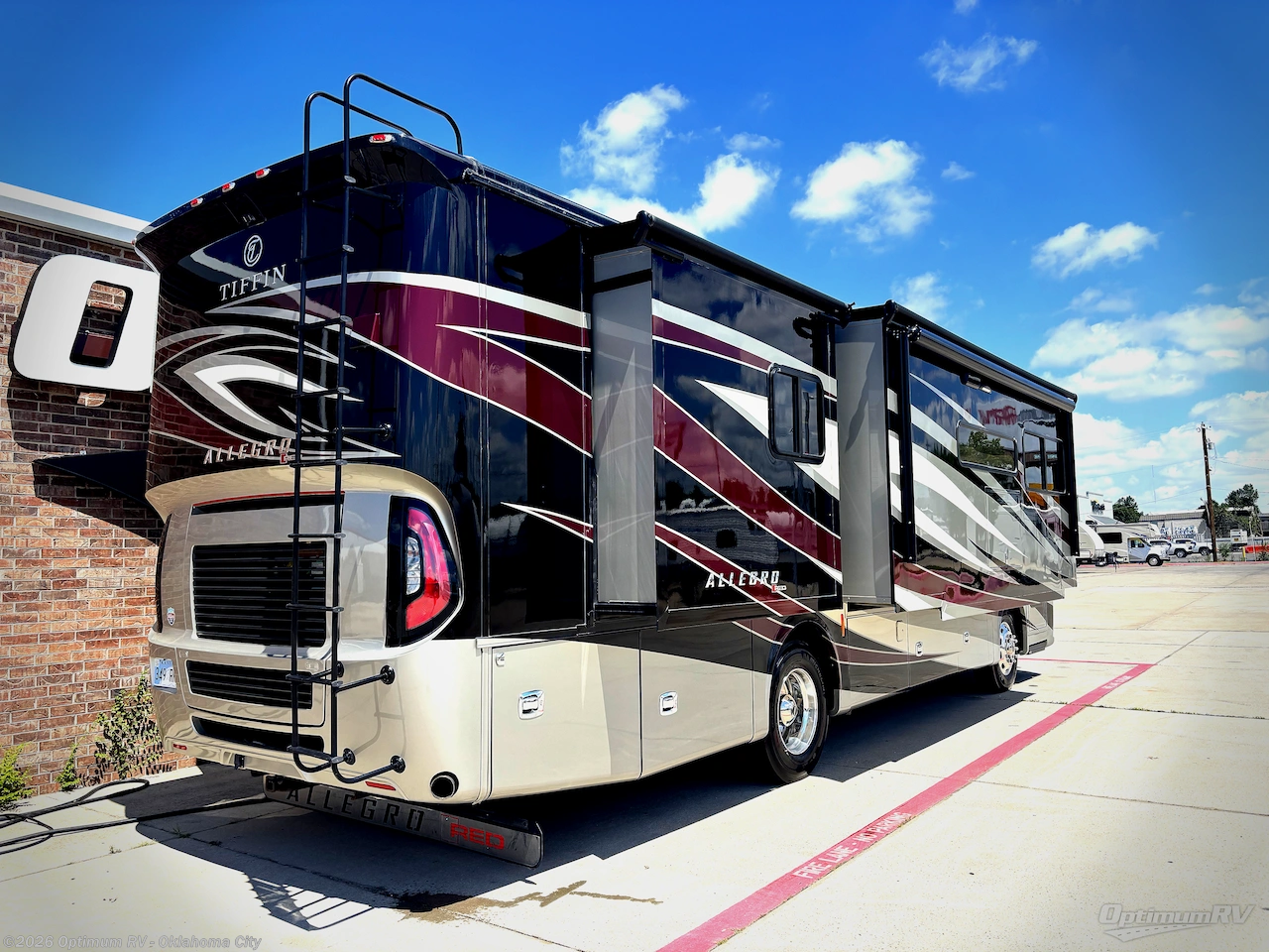 2019 Tiffin Allegro Red 33AA - Used Class A For Sale by Optimum RV - Oklahoma City in Moore, Oklahoma features Awning, Slideout
