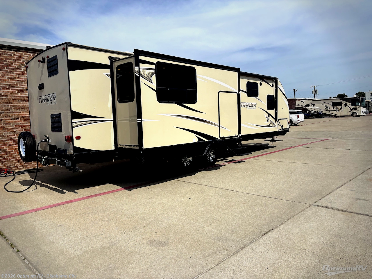 2018 Prime Time Tracer 3130RKD - Used Travel Trailer For Sale by Optimum RV - Oklahoma City in Moore, Oklahoma features Slideout