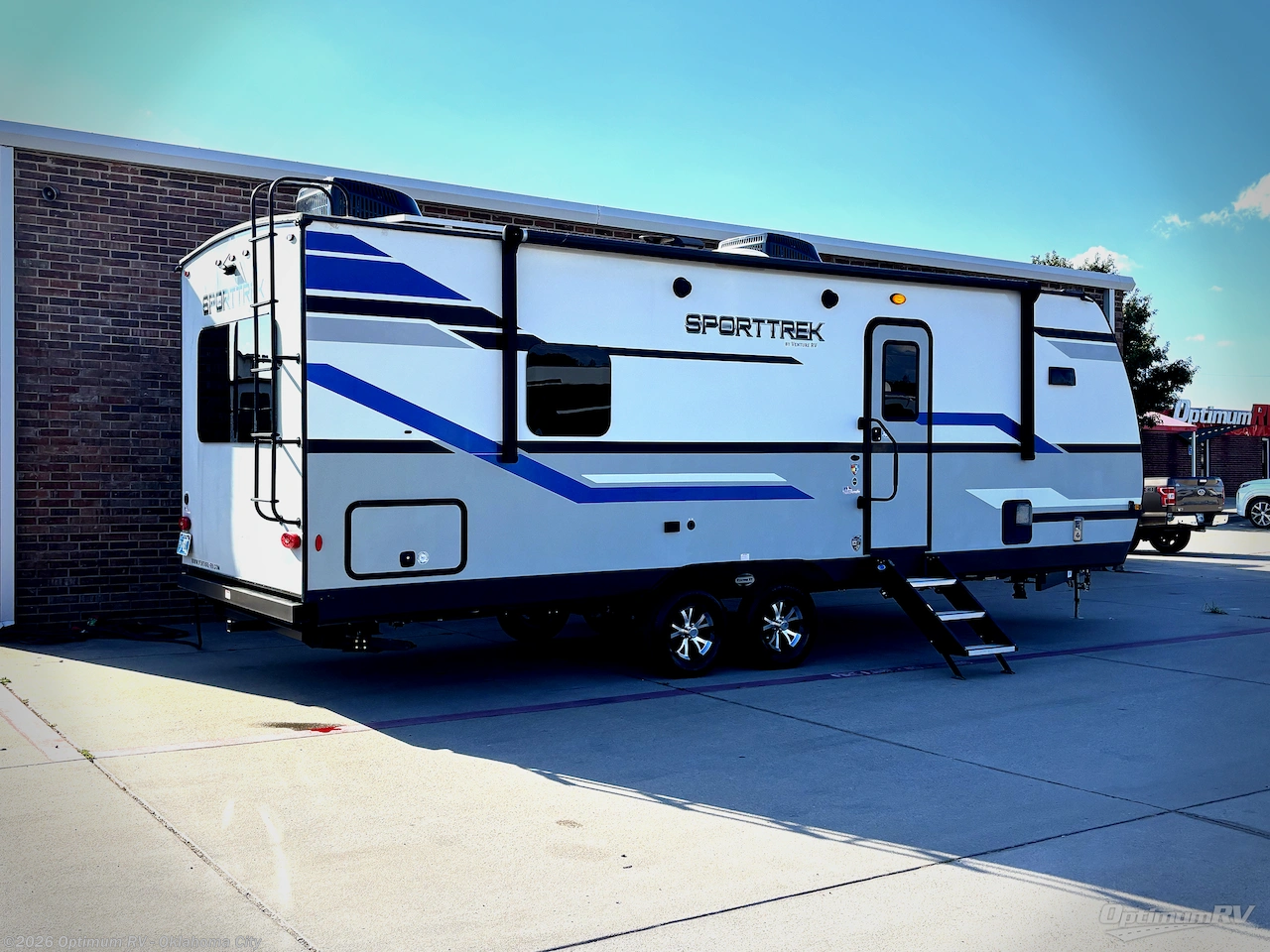 2021 Venture RV SportTrek ST251VFK - Used Travel Trailer For Sale by Optimum RV - Oklahoma City in Moore, Oklahoma features Awning, Slideout