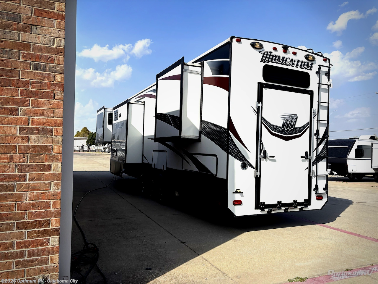 2016 Momentum 376TH by Grand Design from Optimum RV - Oklahoma City in Moore, Oklahoma
