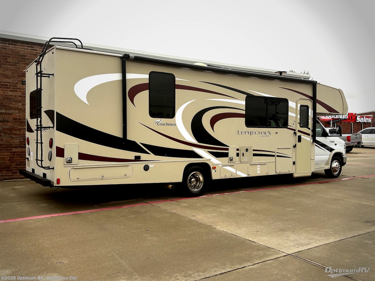 2019 Coachmen Leprechaun 311FS Ford 450 - Used Class C For Sale by Optimum RV - Oklahoma City in Moore, Oklahoma features Slideout, Awning