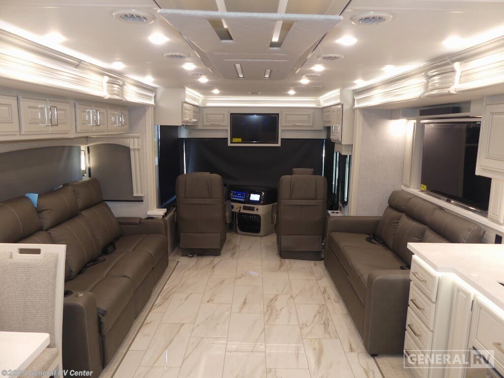 New 2025 Fleetwood Palisade 45DS available in Salisbury, North Carolina