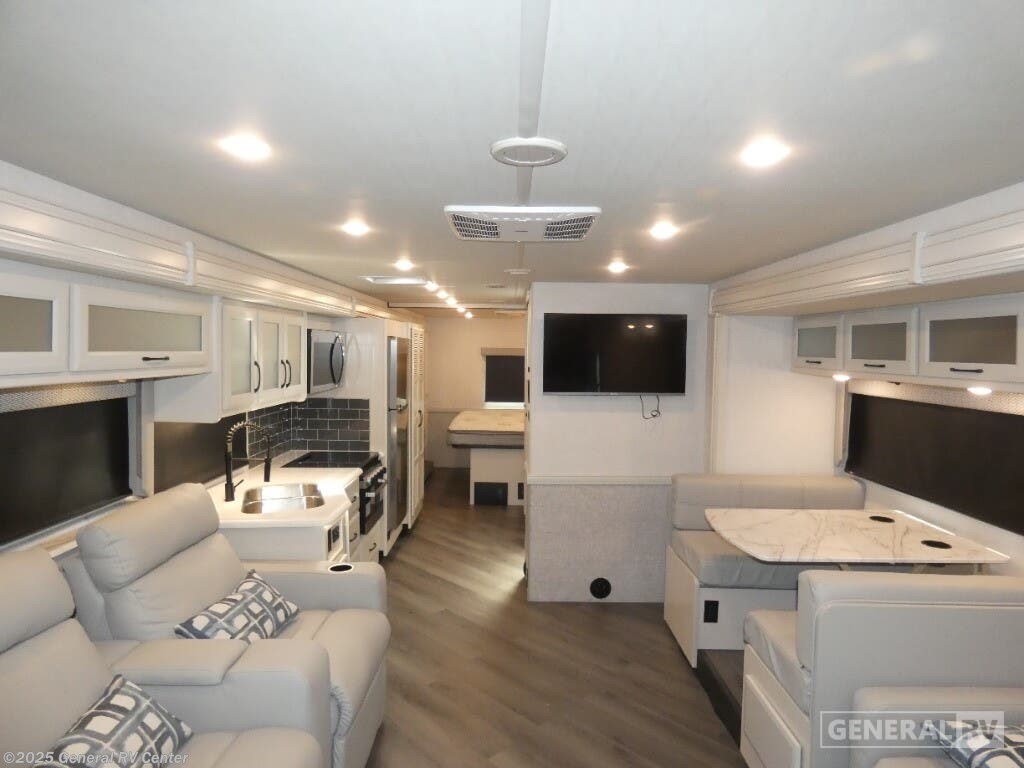 2025 Eclipse 35R by Holiday Rambler from General RV Center in Salisbury, North Carolina