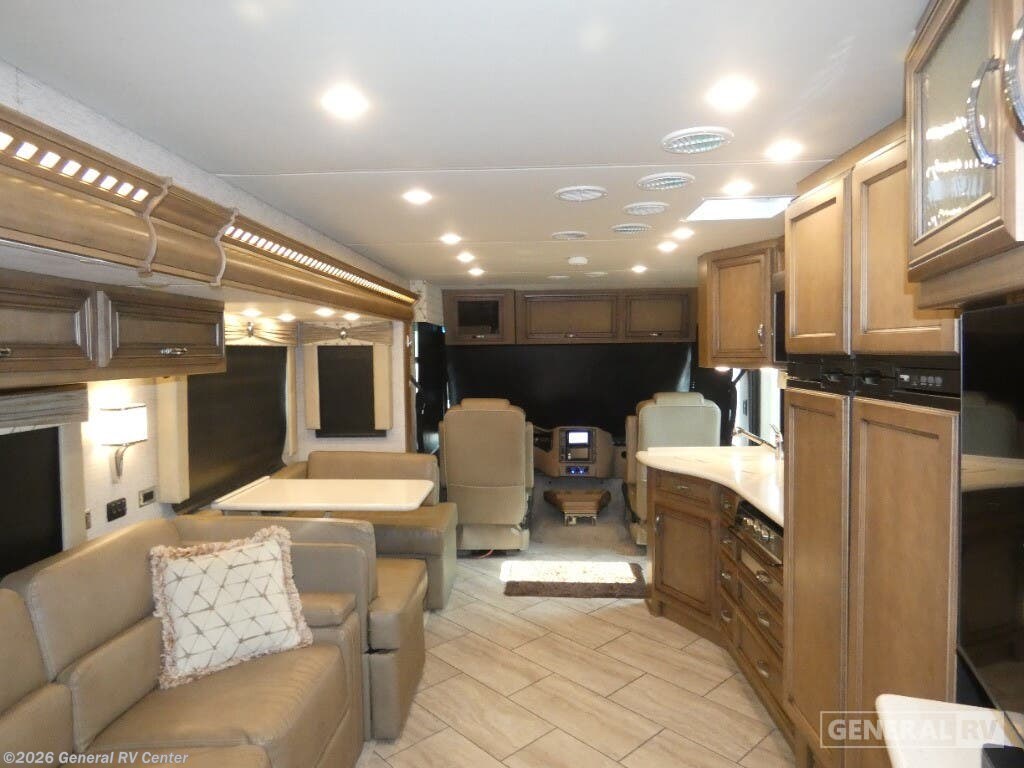 Used 2022 Newmar BAYSTAR 3401 available in Salisbury, North Carolina