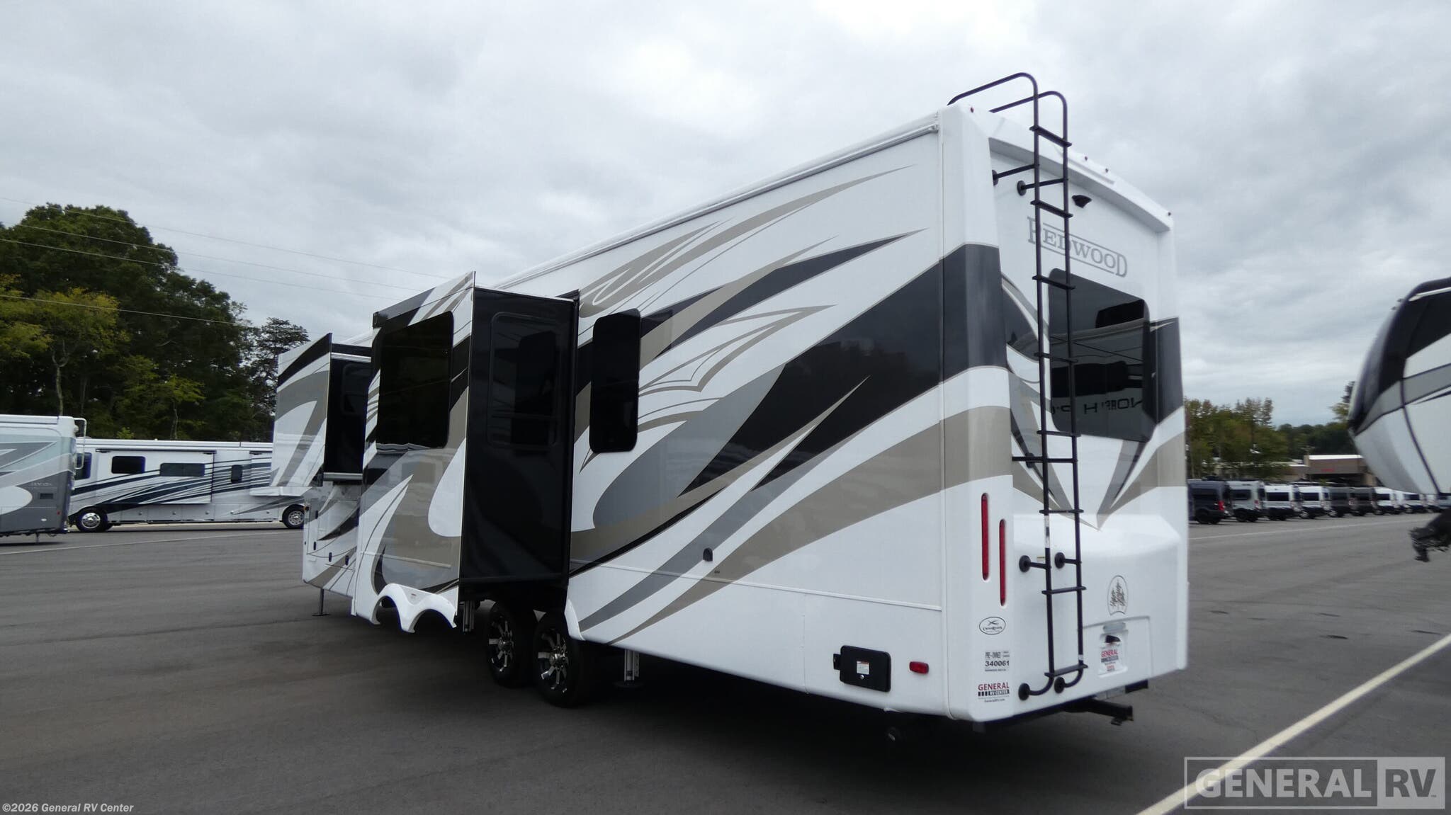 2023 Redwood 4001LK by CrossRoads from General RV Center in Salisbury, North Carolina