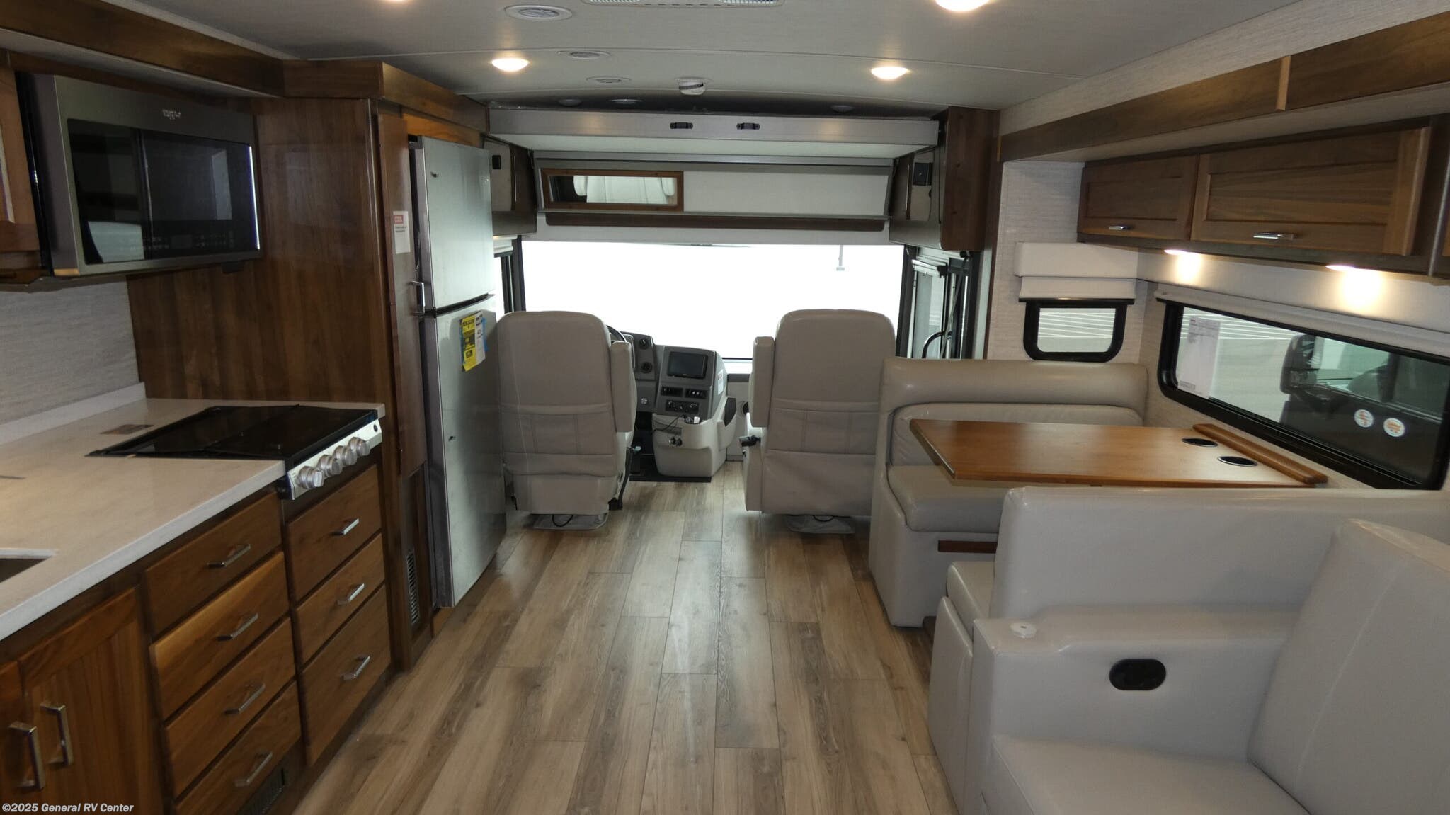 New 2026 Winnebago Forza 38W available in Salisbury, North Carolina