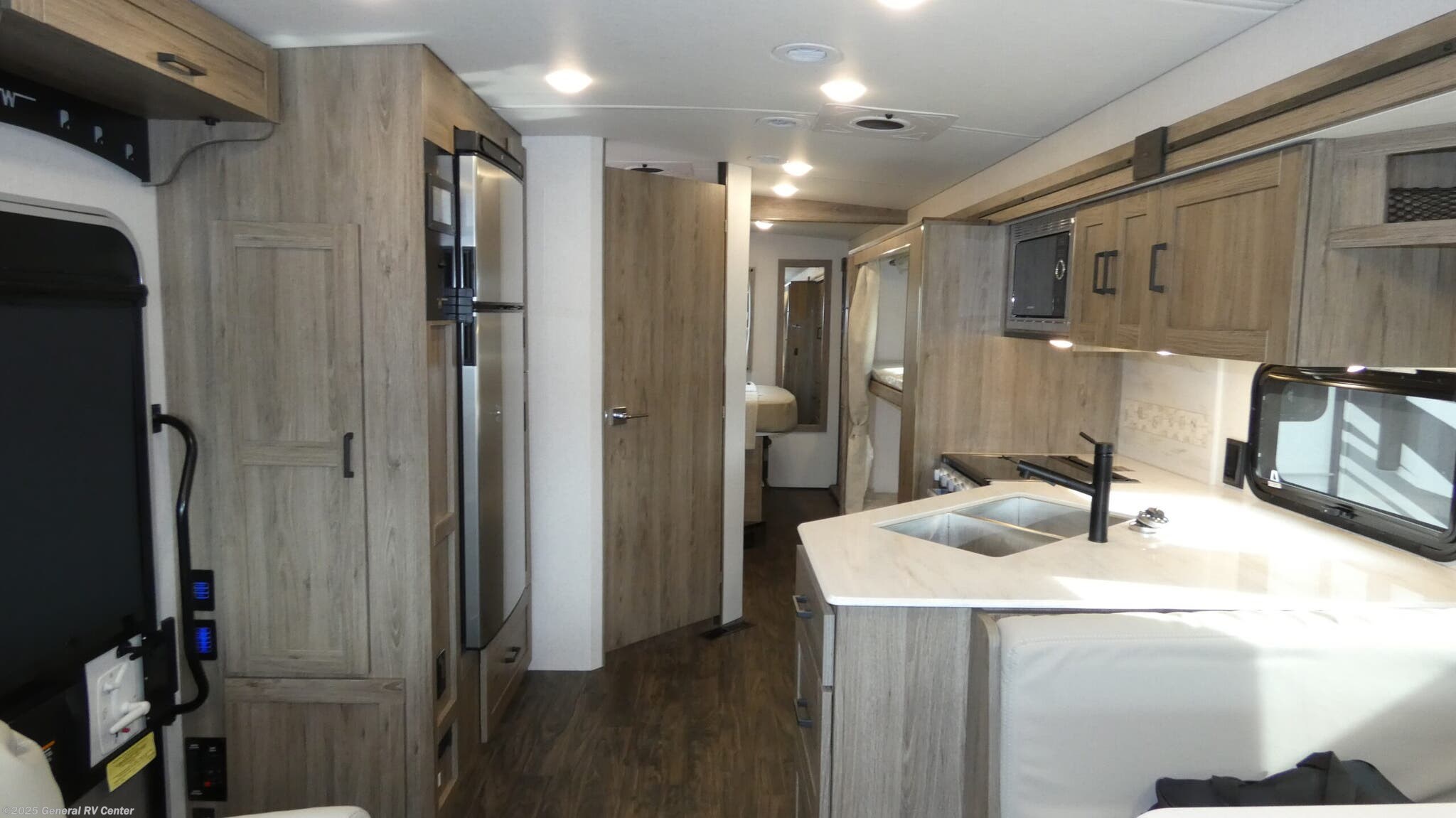 2025 Winnebago Sunstar 31B - New Class A For Sale by General RV Center in Salisbury, North Carolina