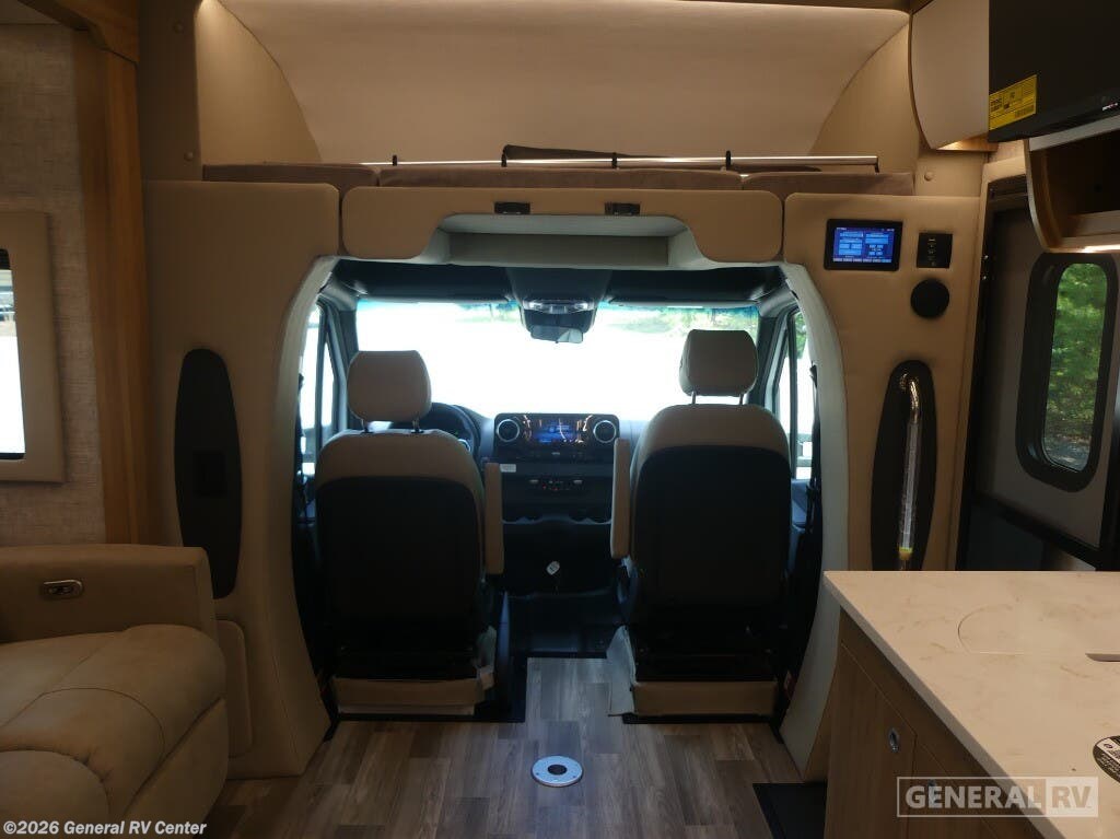 New 2026 Tiffin Wayfarer 25XLW available in Salisbury, North Carolina