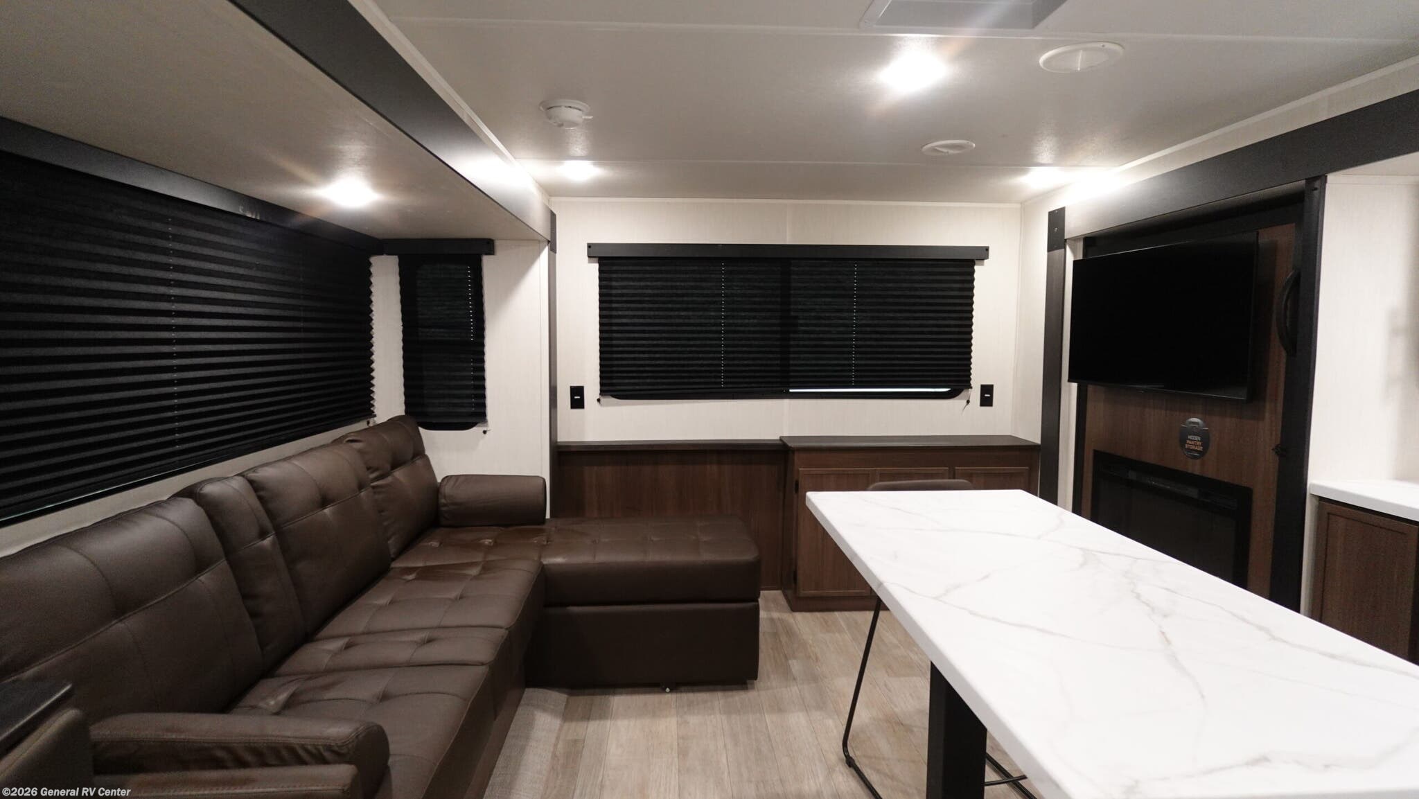 2026 Prime Time Avenger 27REI - New Travel Trailer For Sale by General RV Center in Salisbury, North Carolina