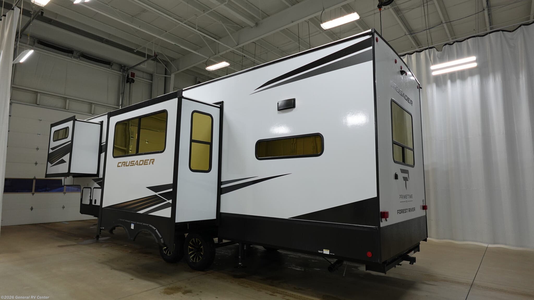 2026 Crusader KING33 by Prime Time from General RV Center in Salisbury, North Carolina