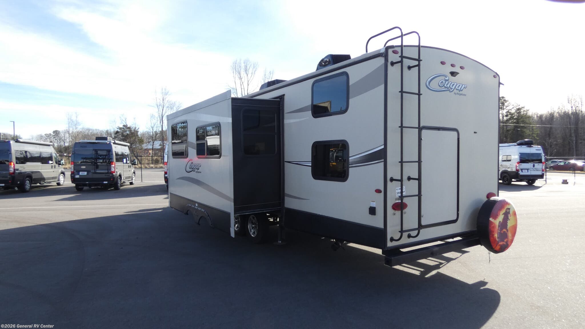 2018 Cougar X-LITE 29BHS by Keystone from General RV Center in Salisbury, North Carolina