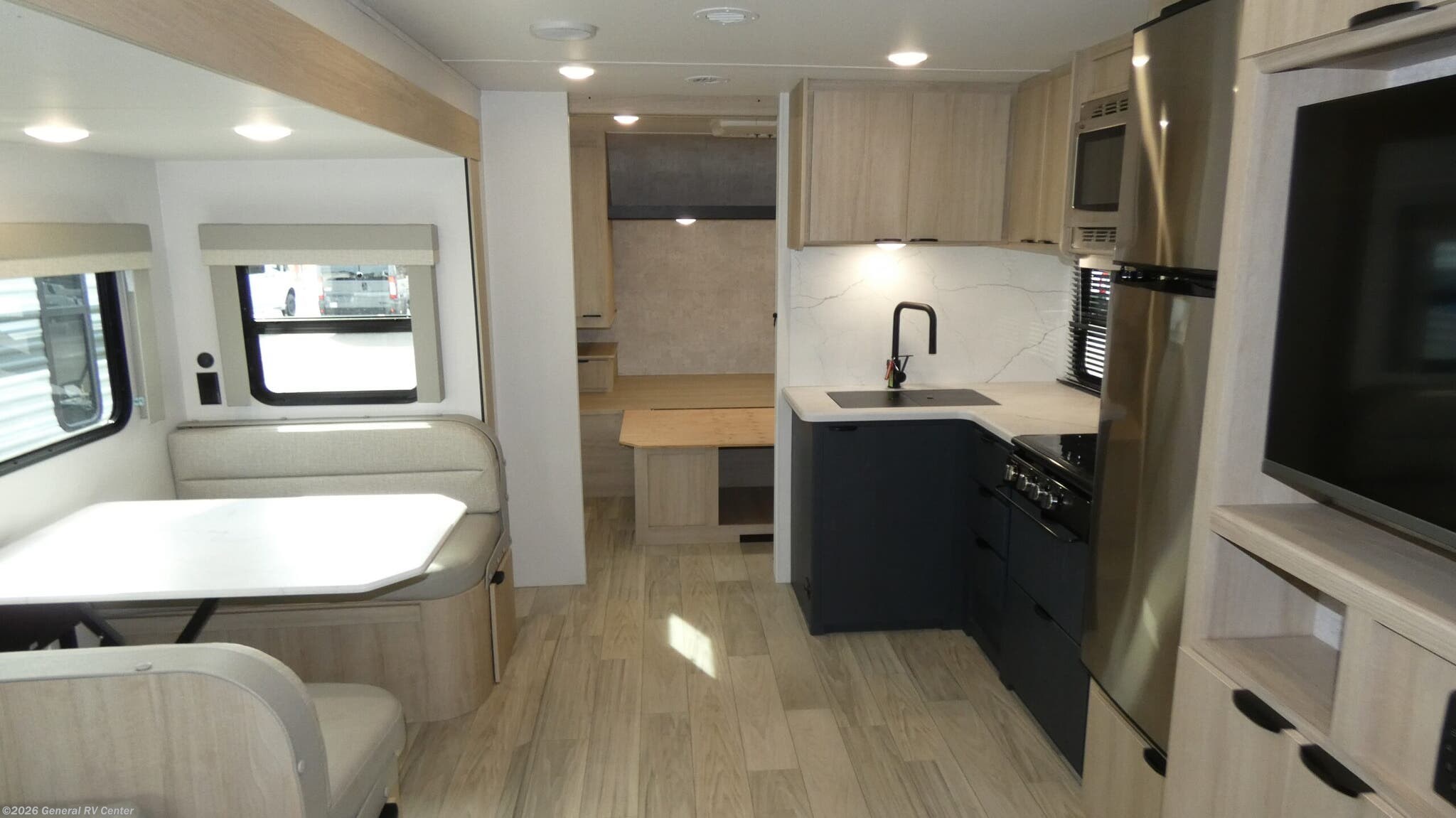 Used 2024 Winnebago Minnie 2801BHS available in Salisbury, North Carolina