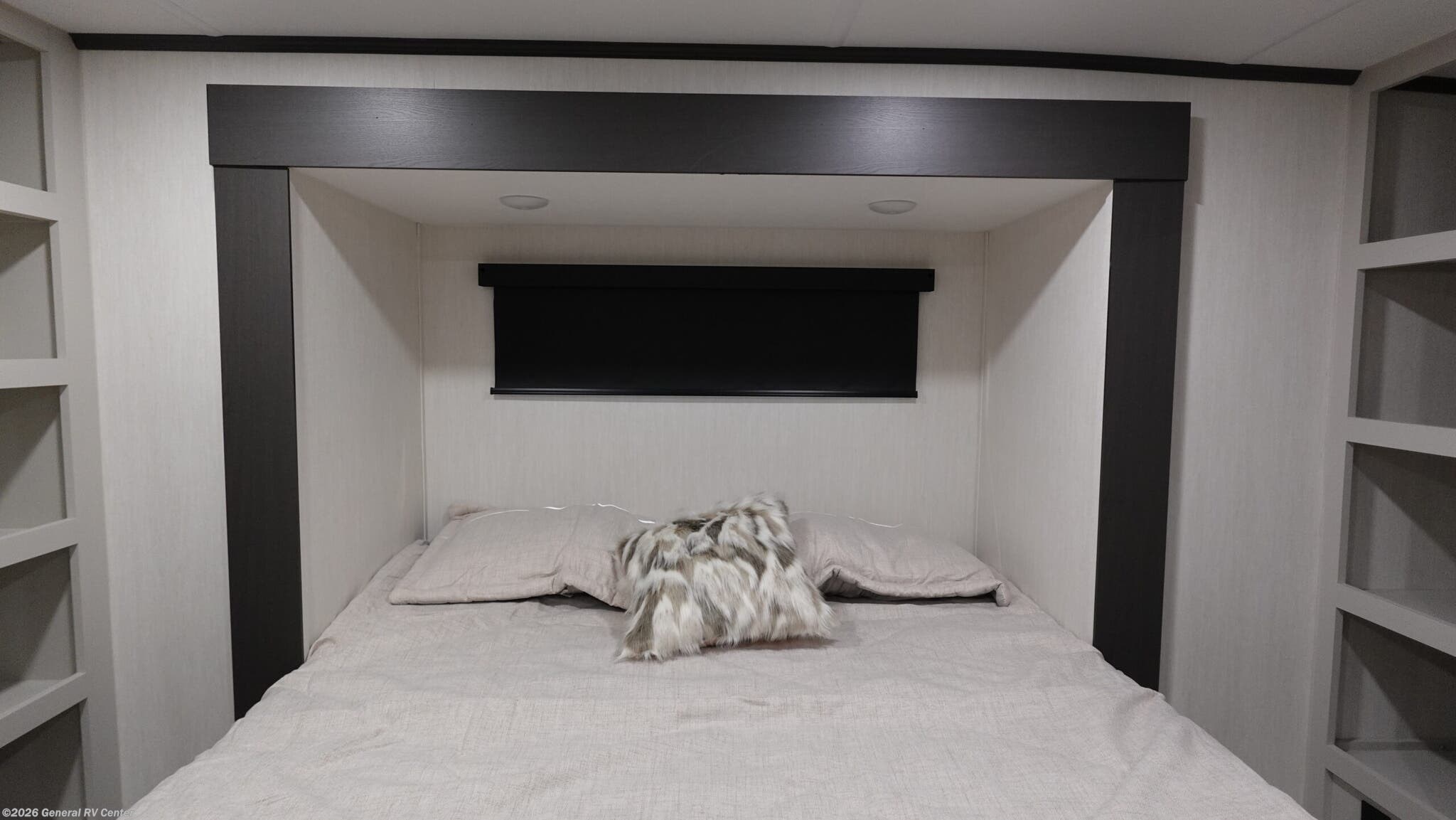 2026 Crusader KING33 by Prime Time from General RV Center in Salisbury, North Carolina