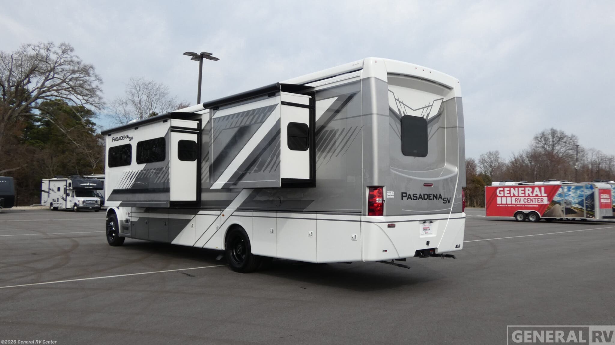 2026 Pasadena SV 38XL by Thor Motor Coach from General RV Center in Salisbury, North Carolina