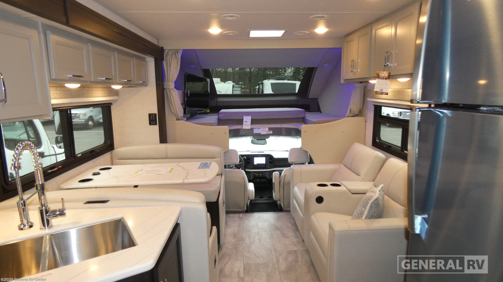 New 2026 Thor Motor Coach Magnitude Grand L35 available in Salisbury, North Carolina