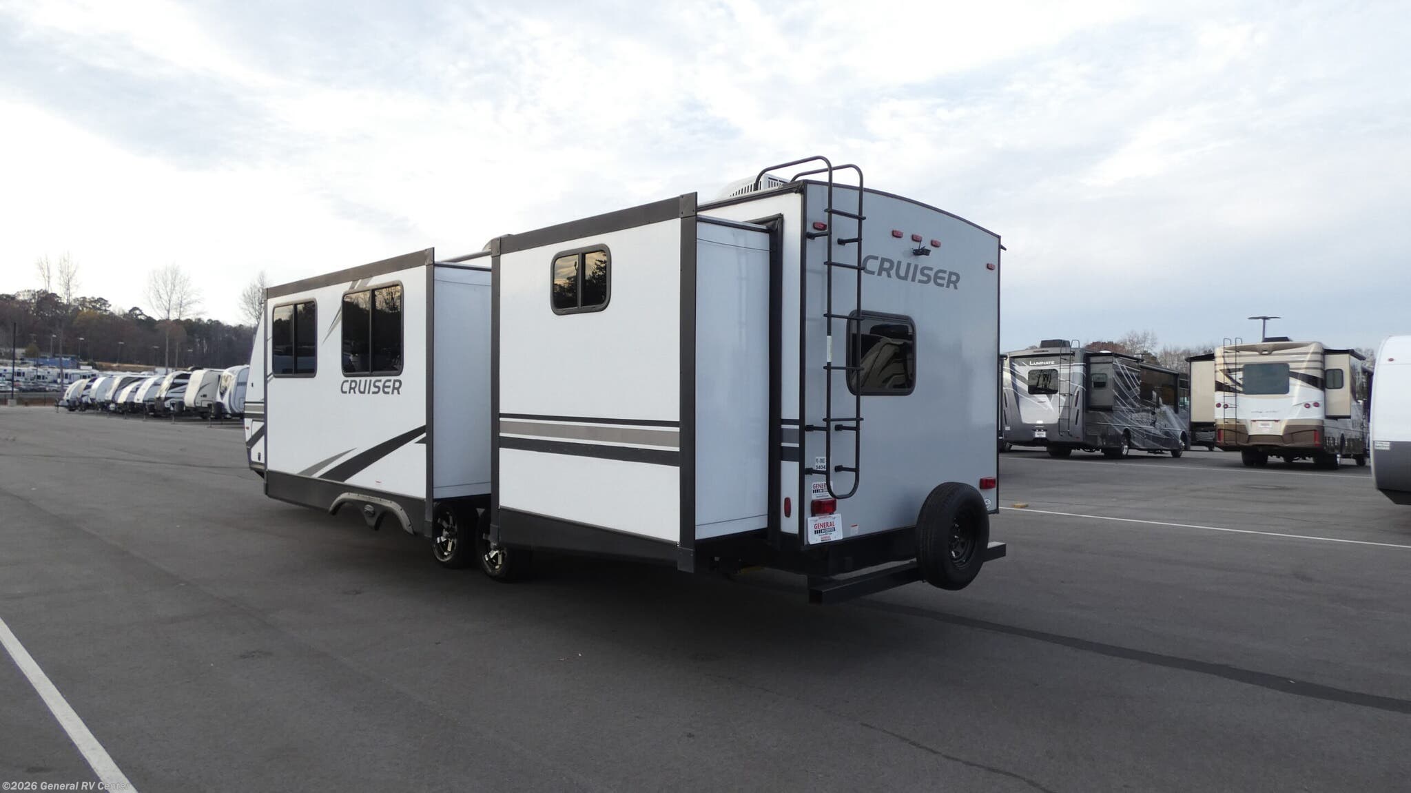 2021 Cruiser AIR 33BHB by CrossRoads from General RV Center in Salisbury, North Carolina