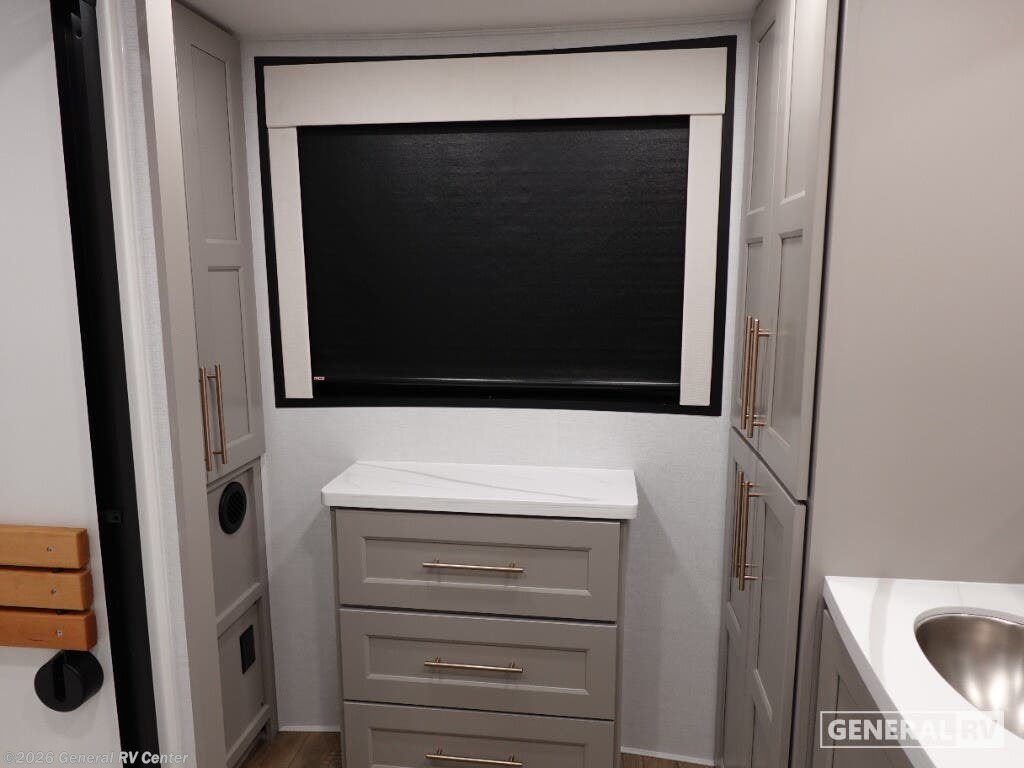 2026 Benchmark 44LFT by Alliance RV from General RV Center in Salisbury, North Carolina