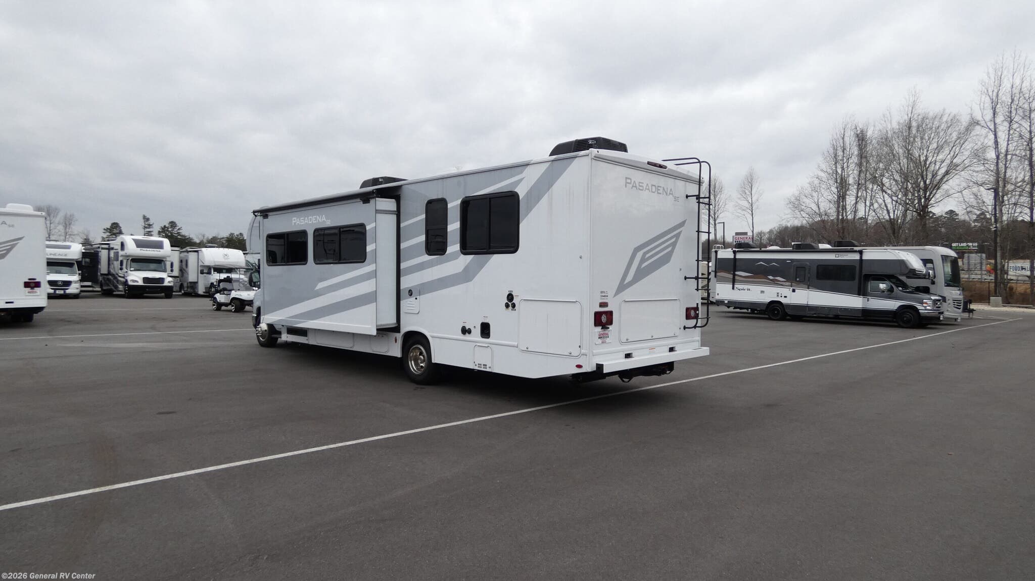 2026 Pasadena SE SH31 by Thor Motor Coach from General RV Center in Salisbury, North Carolina