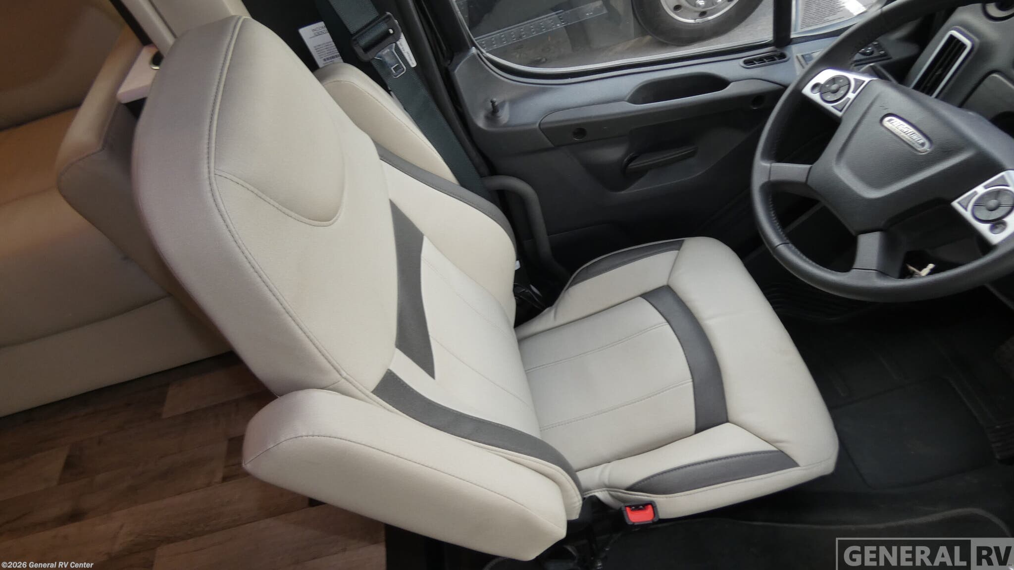 2026 Pasadena 38FX by Thor Motor Coach from General RV Center in Salisbury, North Carolina